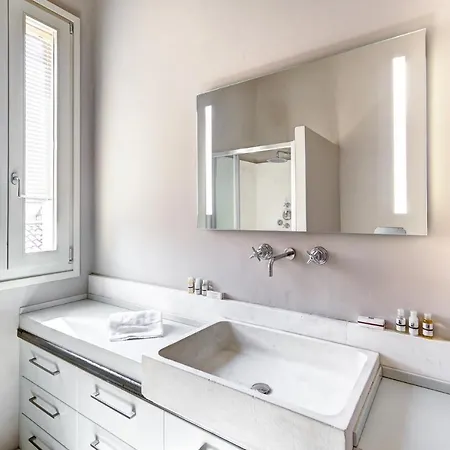 Dimora San Vitale Apartamento